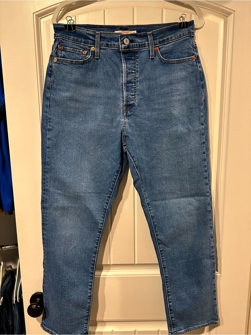 Levi's Wedgie Straight Jeans in Blue Denim